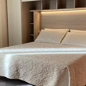  Apartment Indipendent With Terrace - Parking Italien