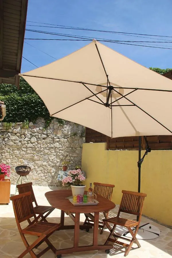 Le 43 Villa La Trinité Nyaraló